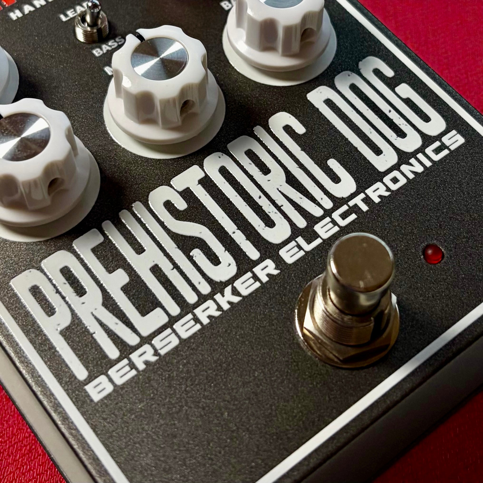 Prehistoric Dog - Masterforge (Handwired)